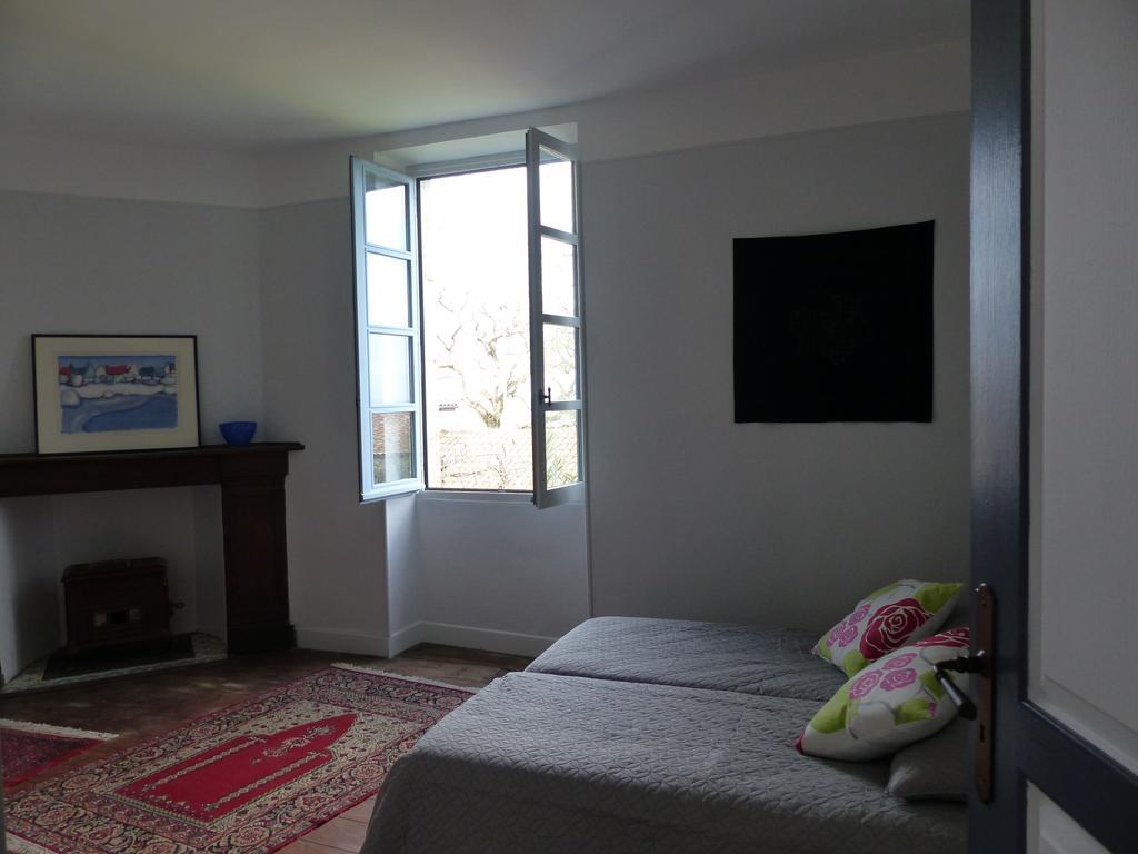 Bed and Breakfast Maison Arriu Montaut  Номер фото